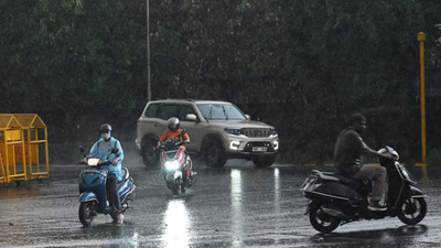 Delhi-NCR weather update: Rain brings relief, IMD issues ‘red’ alert for thunderstorms and hail | Delhi News
