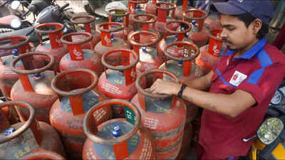 Domestic LPG price hiked by Rs 29 per 14.2kg cylinder