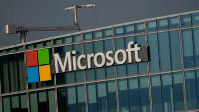 US suspends Microsoft from Green Card sponsorship programme; company responds: Microsoft only files H-1B petitions for those who…